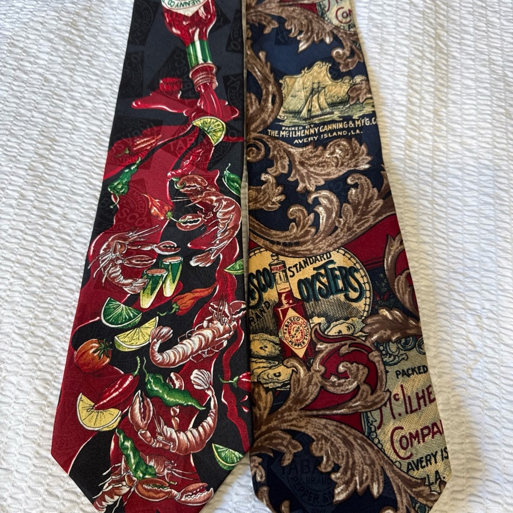 Vintage Tobasco Patterned‎ Men's Tie Set